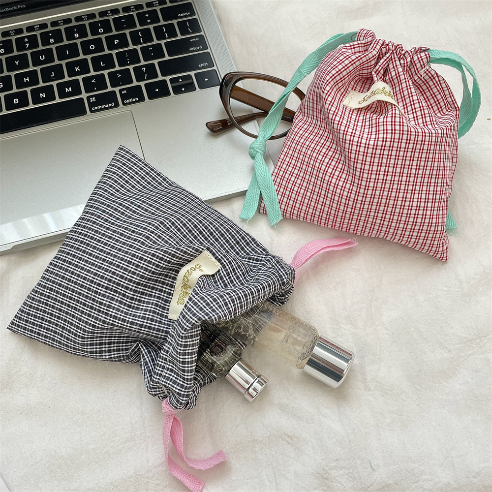Beauty Makeup News - New Plaid Storage Drawstring Bag Women