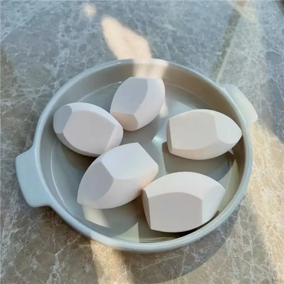 Cosmetic Sponge - 8CM Ultra Large Makeup Blender Dry