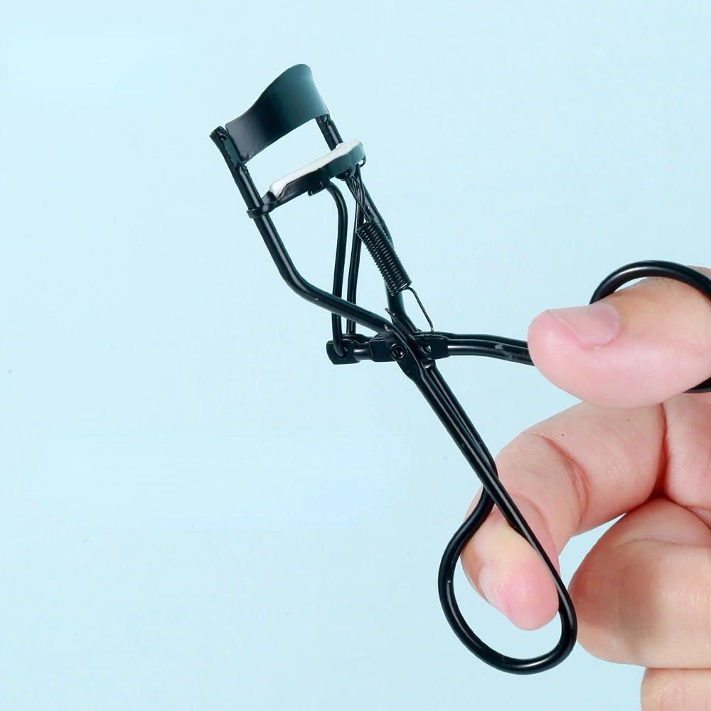New Black Women Eyelash Curler - Beauty Makeup News ulasan dan harga